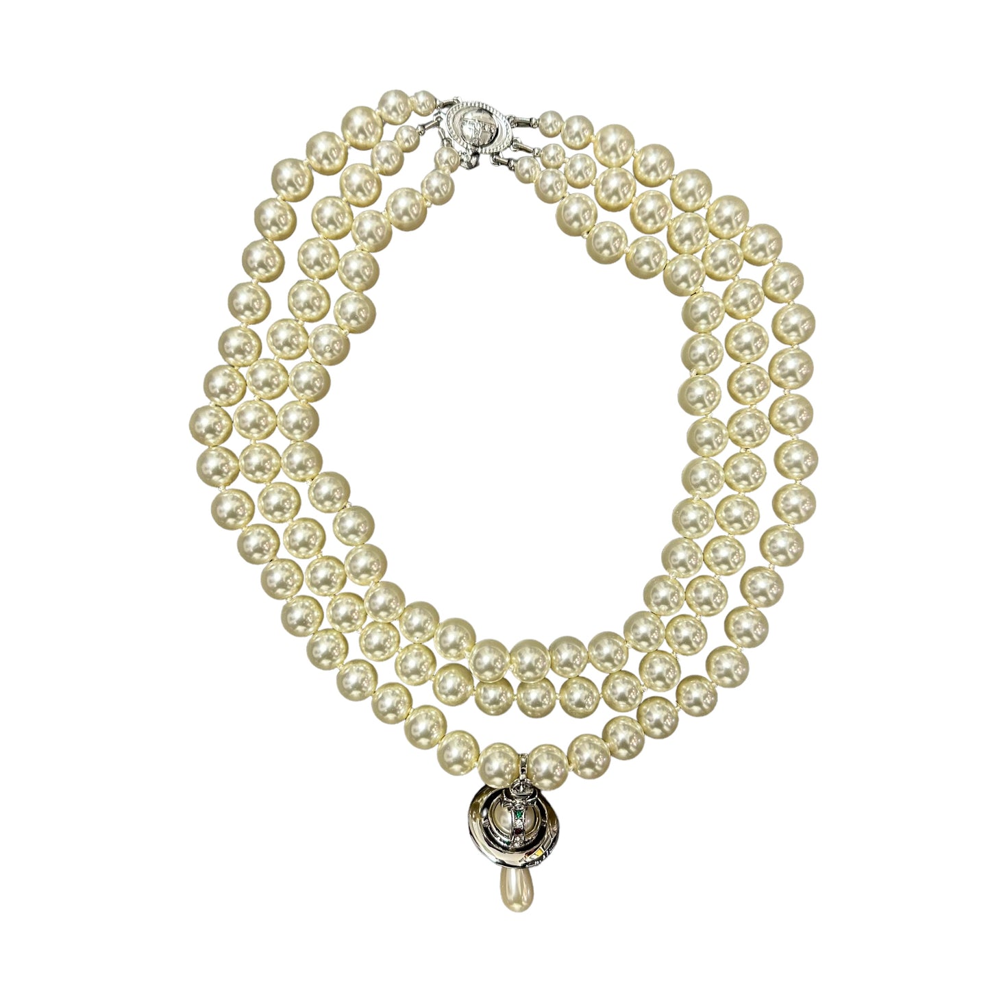 Triple Pearl Vivienne Choker