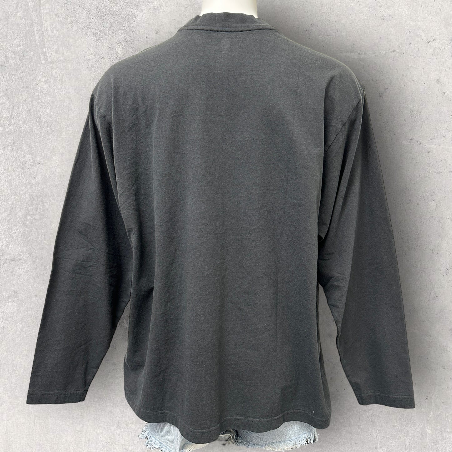 Black YZY Gap L/S