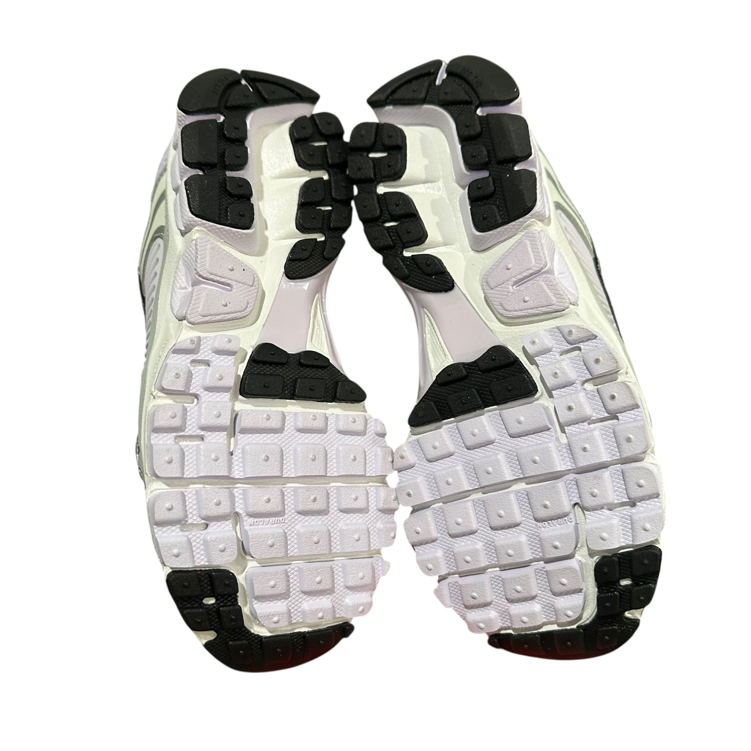 Vomero Grape White Metallic