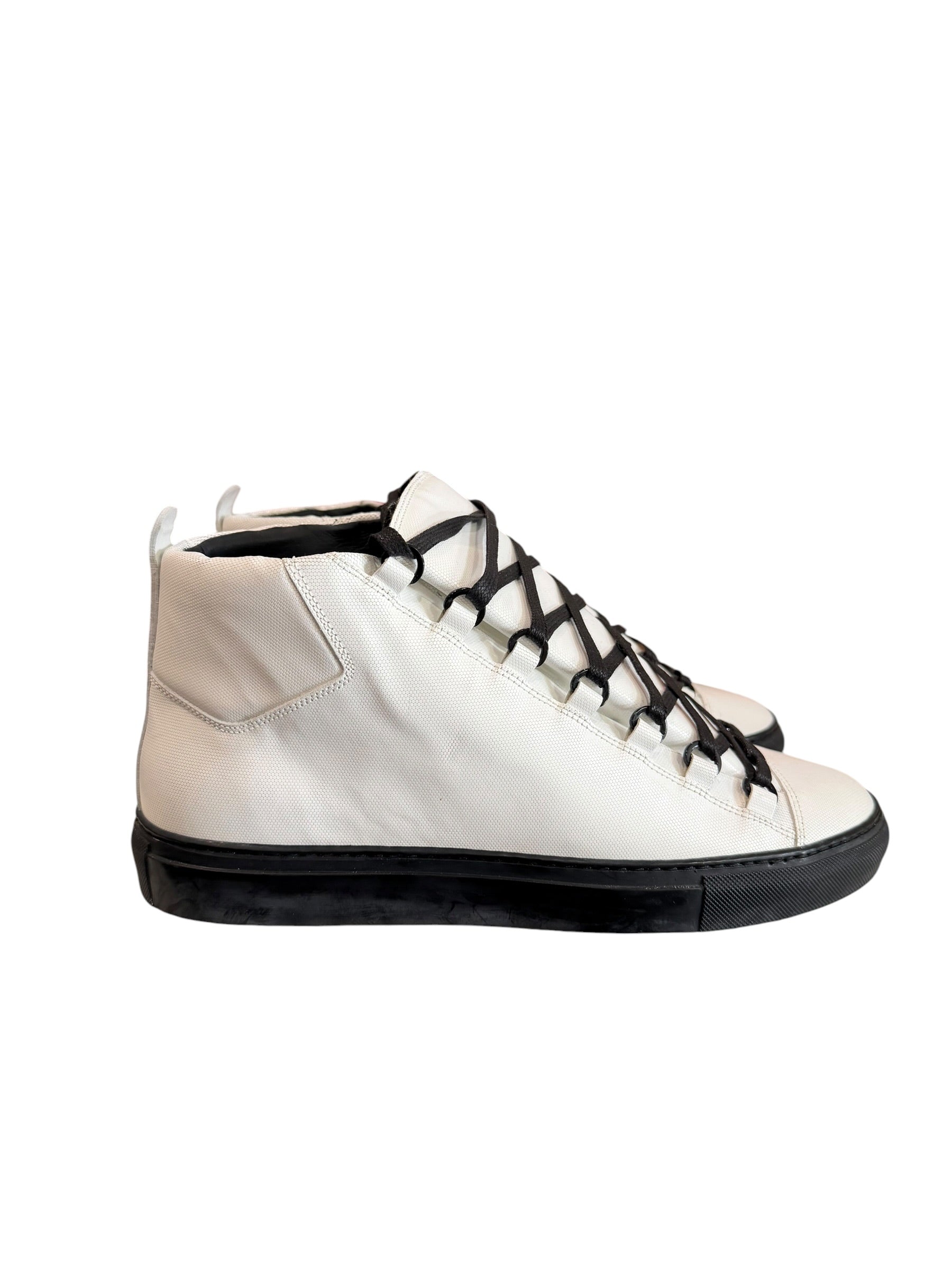 NEW Balenciaga Arena Sneakers White/Black (No Box)