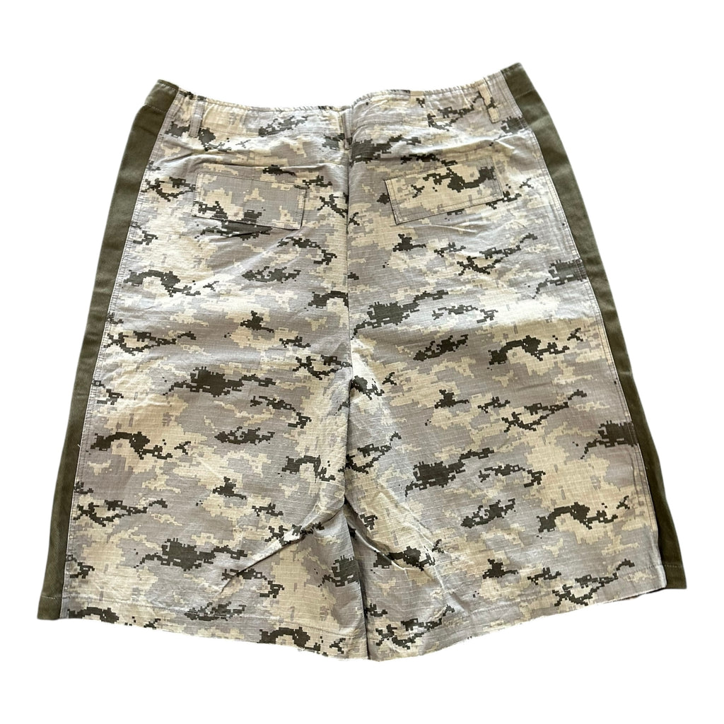 HMDD Digital Camo Cargo Shorts