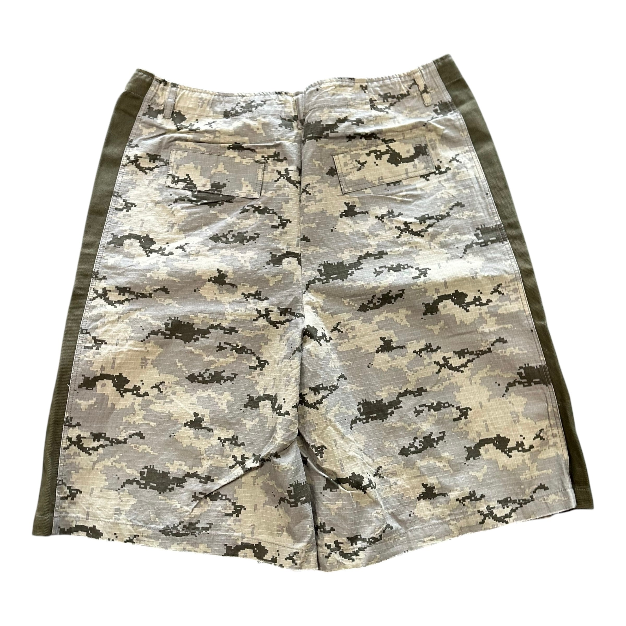 HMDD Digital Camo Cargo Shorts