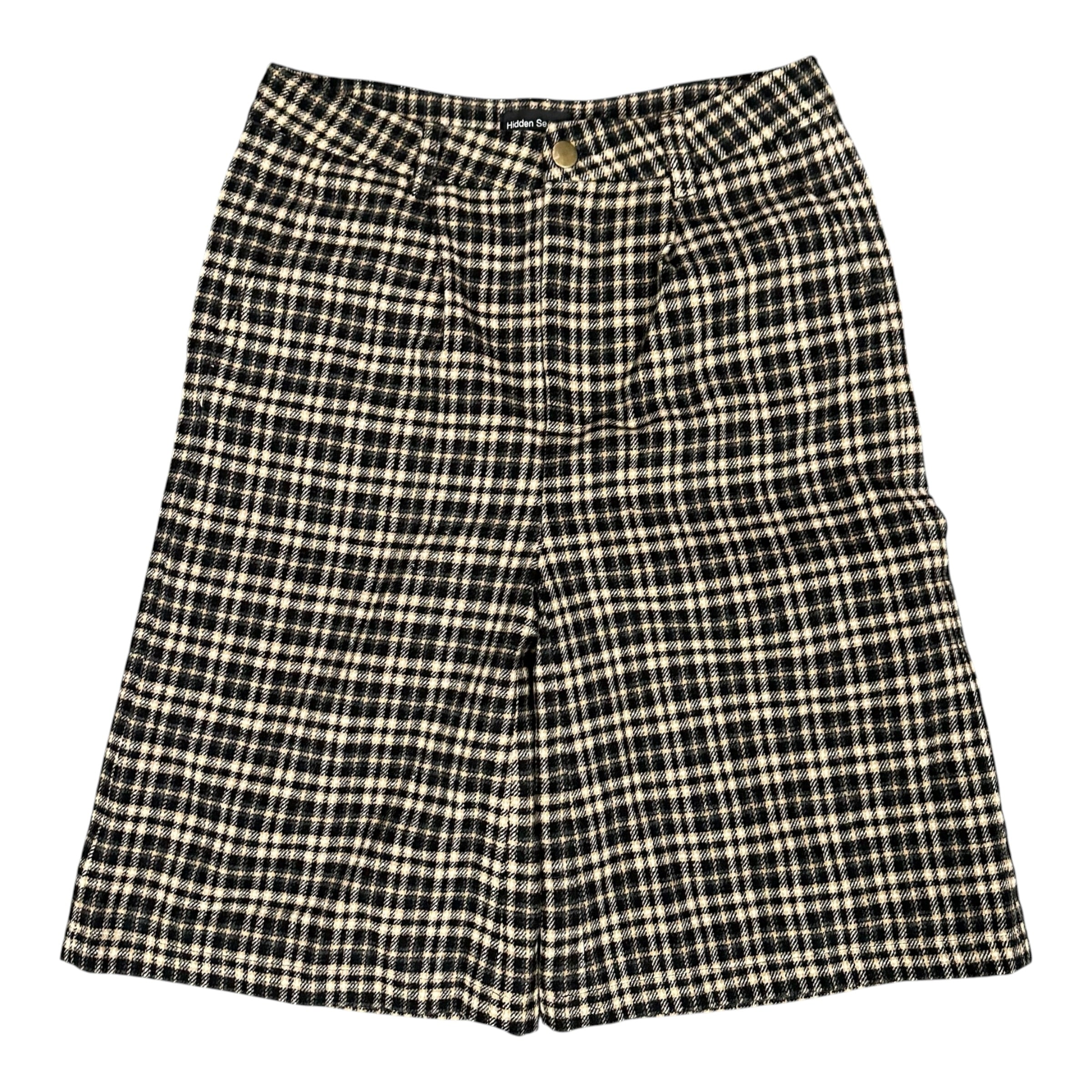 Hidden Season Plaid Shorts