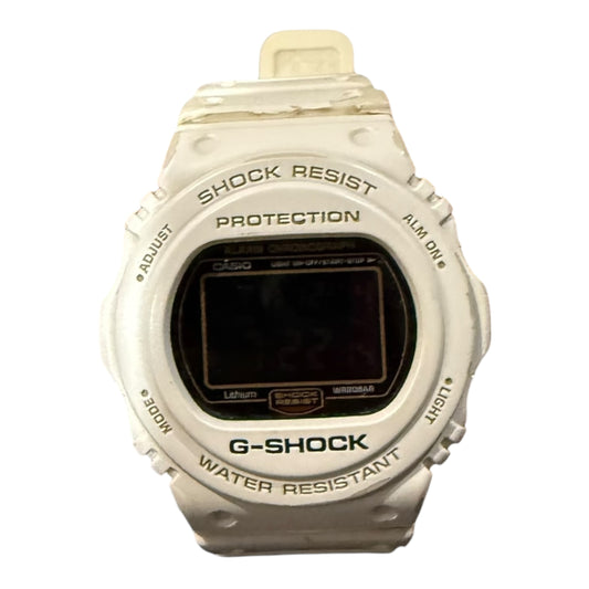 White/Gold G Shock