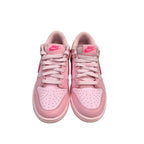 Nike Dunk Low Triple Pink