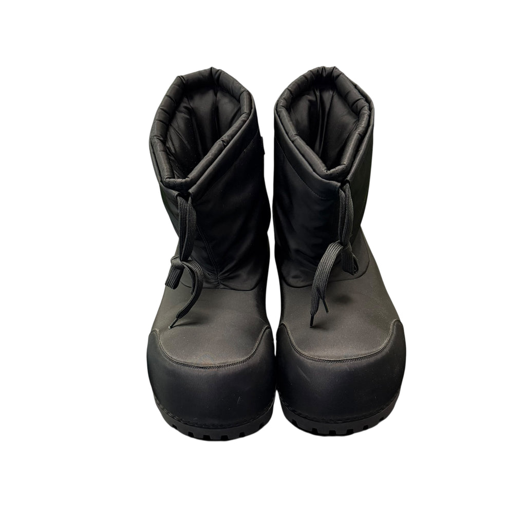 Black Balenciaga High Alaska Boots
