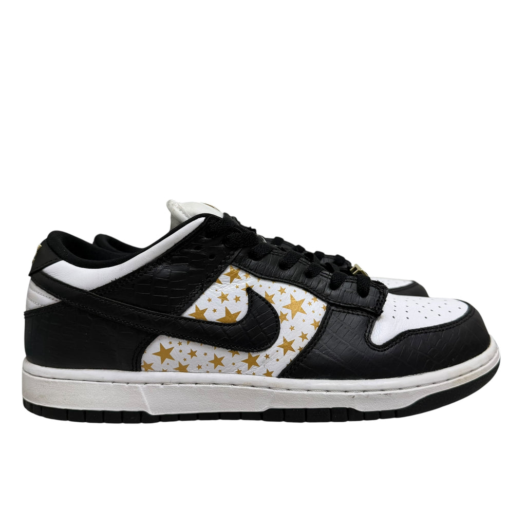 Supreme x Nike Dunk SB “Black/Stars” (Replacement Box)