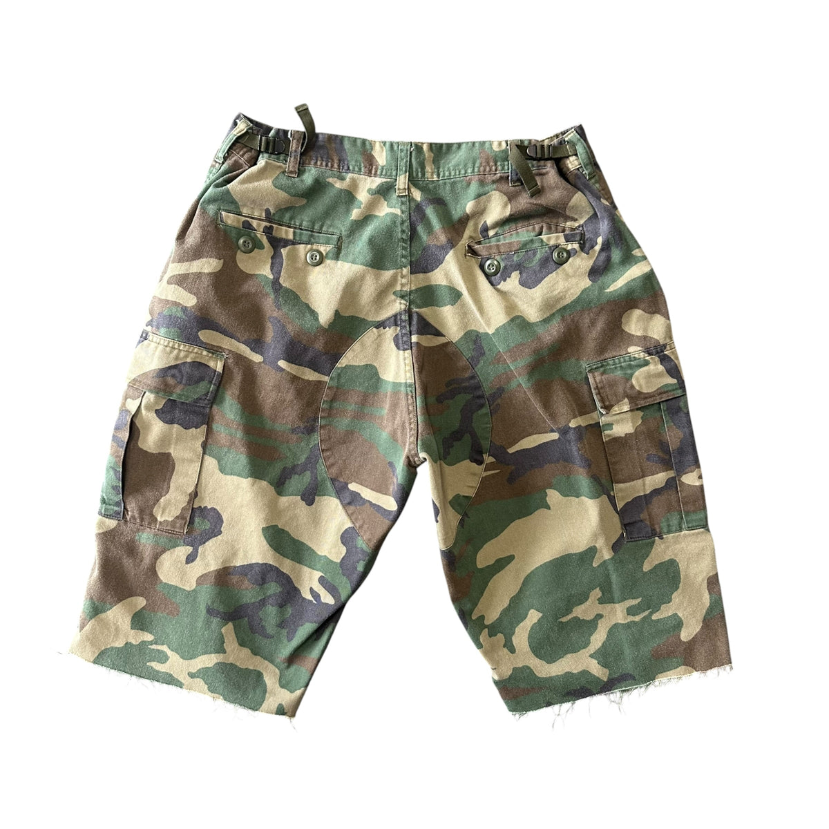 Vintage Camo Shorts (32-34)