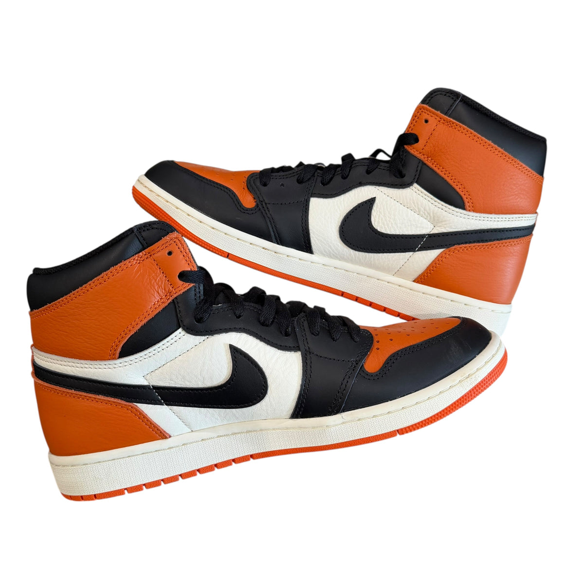 Air Jordan 1 Retro High OG "Shattered Backboard"