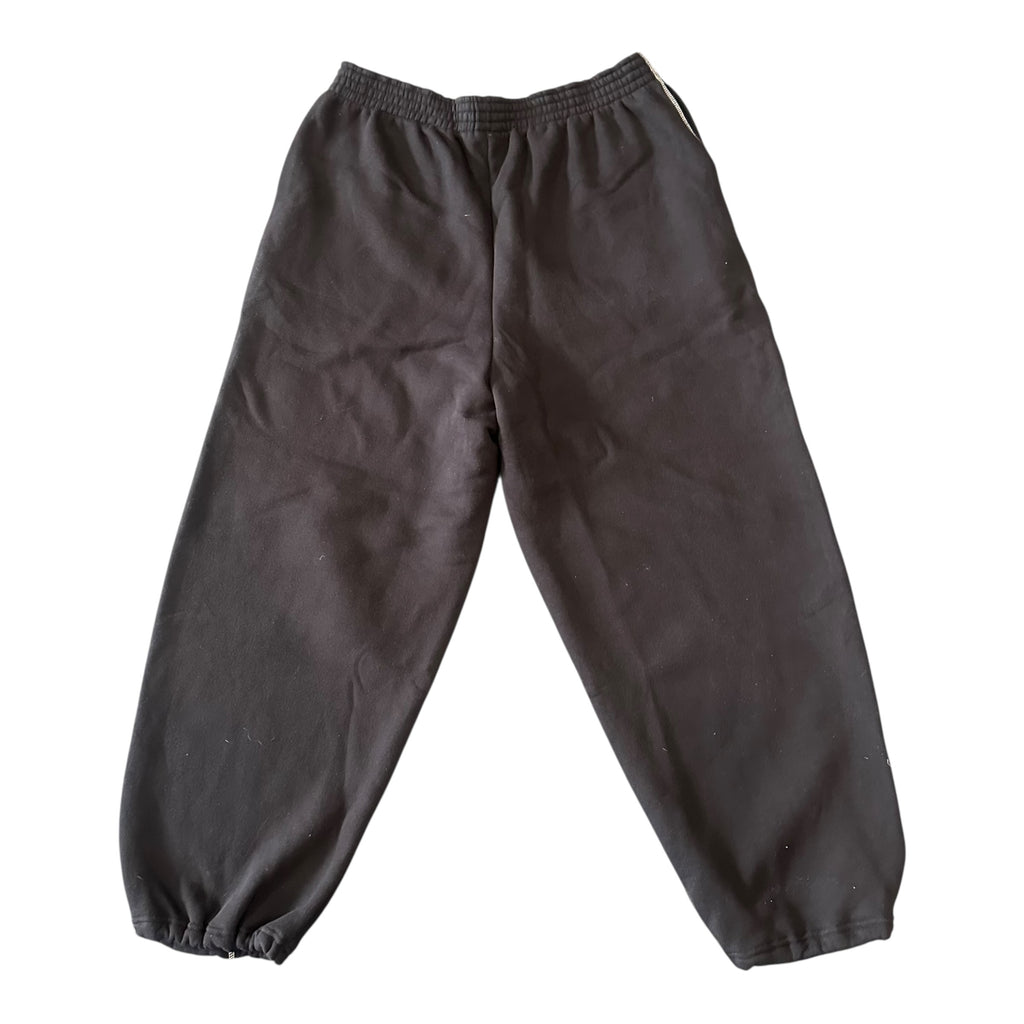 NEW GV Gallery Black Berry Med Sweatpants