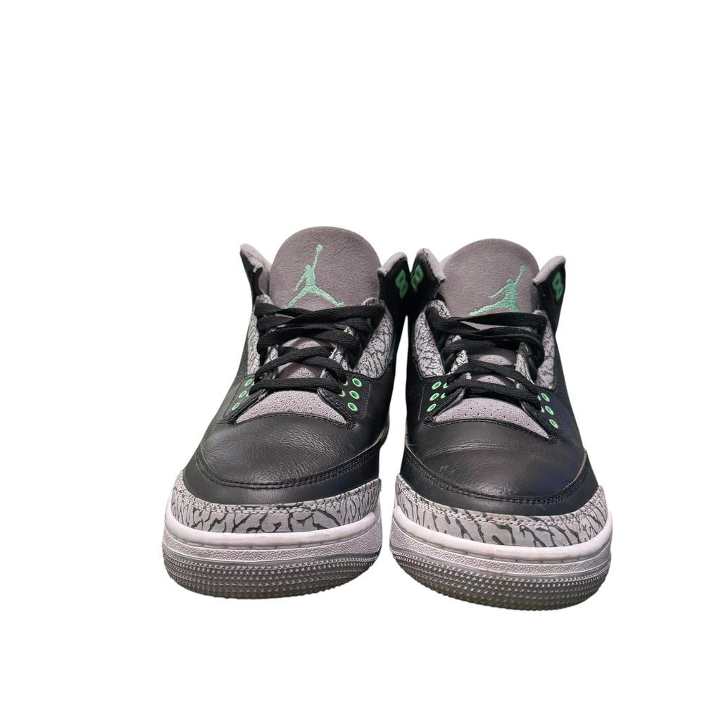 Air Jordan Retro 3 “Green Glow”