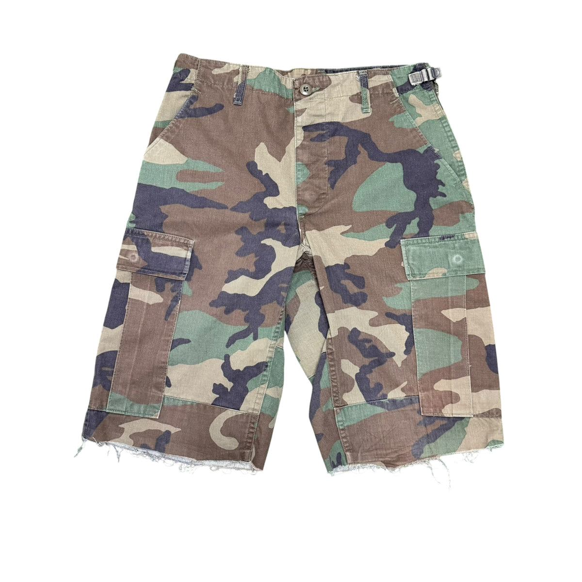 Vintage Camo Shorts (32-34)