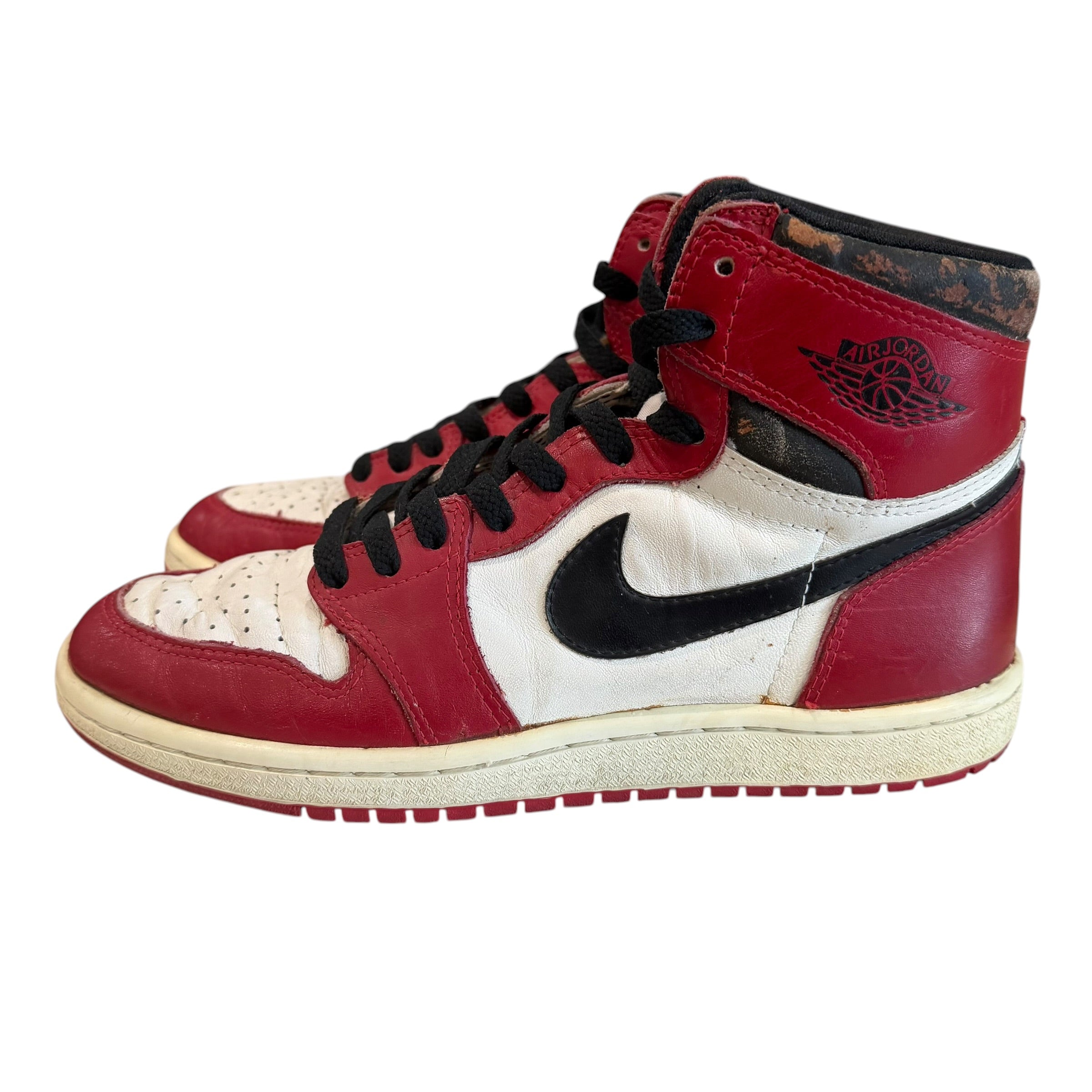 1985 Air Jordan 1 High “Chicago”