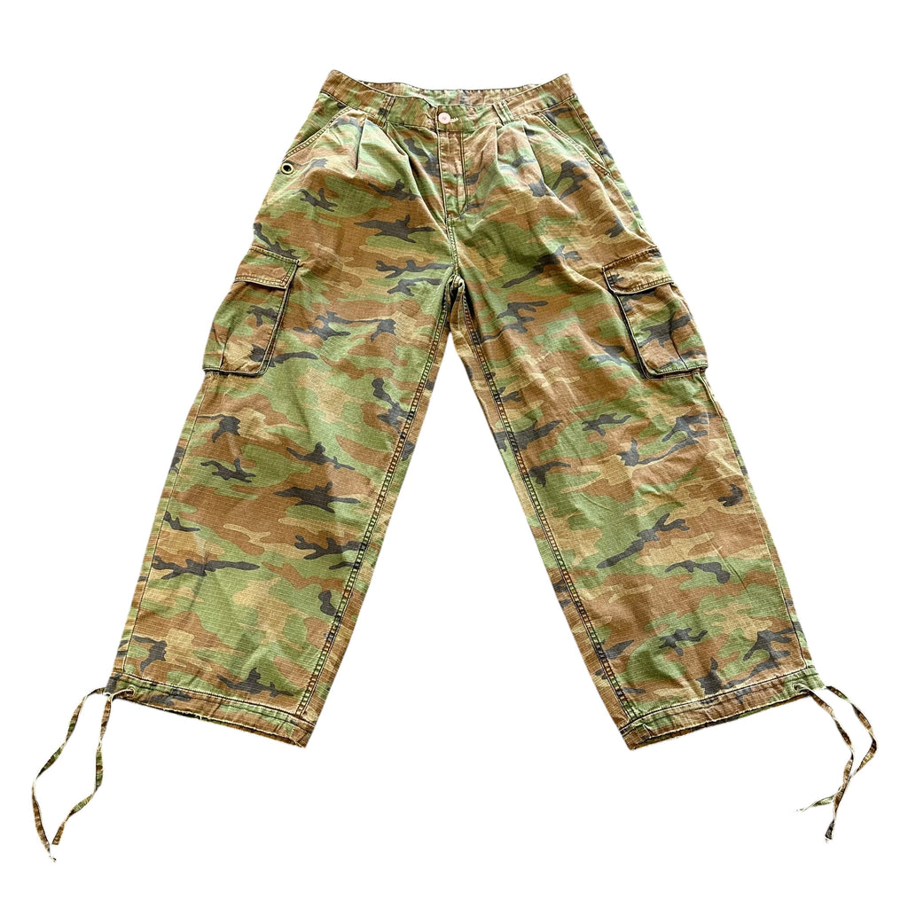 Elwood Baggy Camo Pants