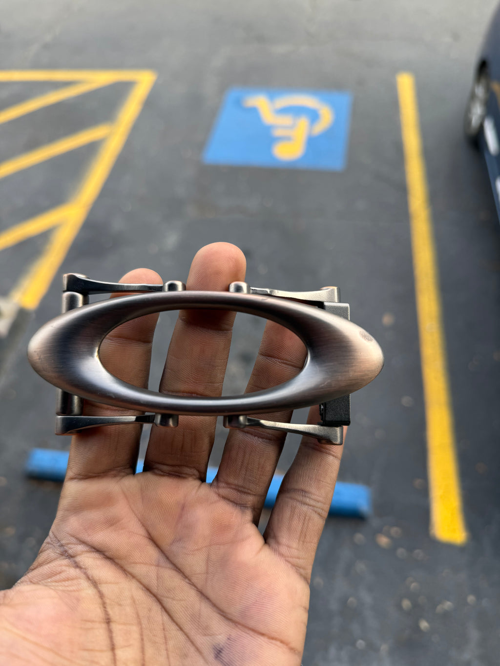 oakley belt buckle