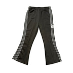 GV Gallery Raspberry Hills Uncle Leon Sweats
