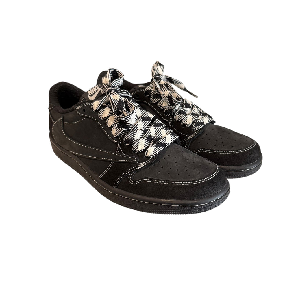 Travis Scott x Air Jordan 1 Low “Phantom”