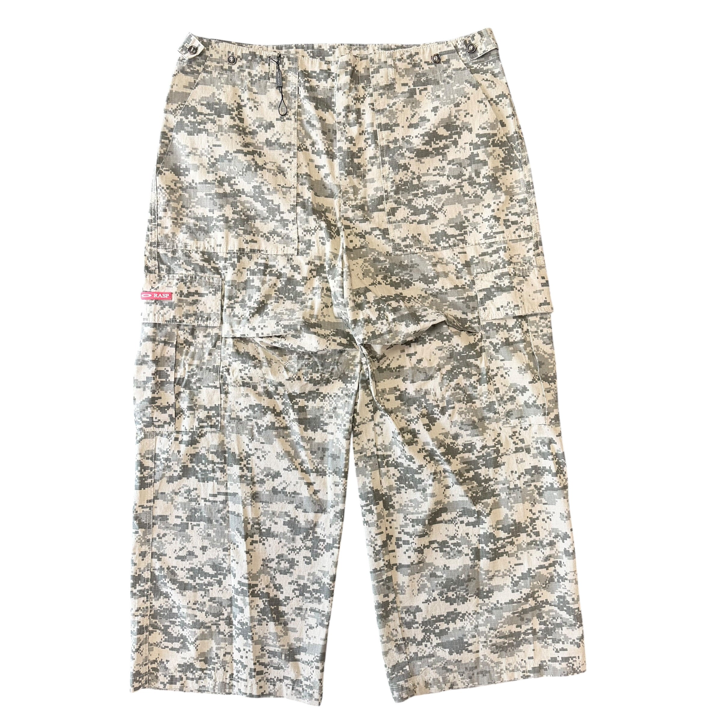 GV Gallery Digital Camo Cargo Pants