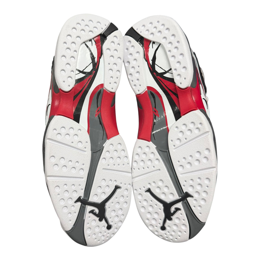 NEW Air Jordan 8 “Bugs Bunny”