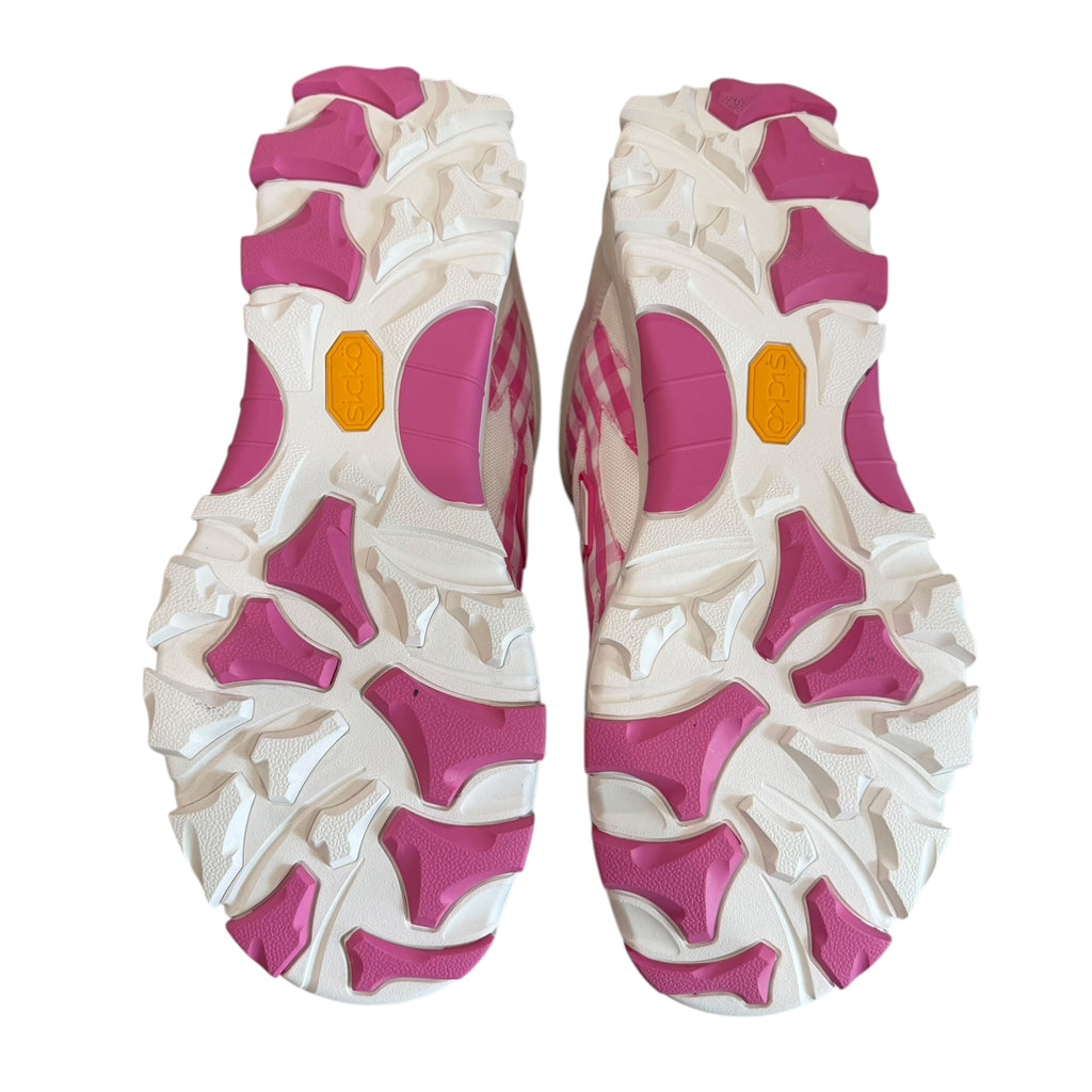 New EE x Sicko Hiking Sneaker “White/Pink”