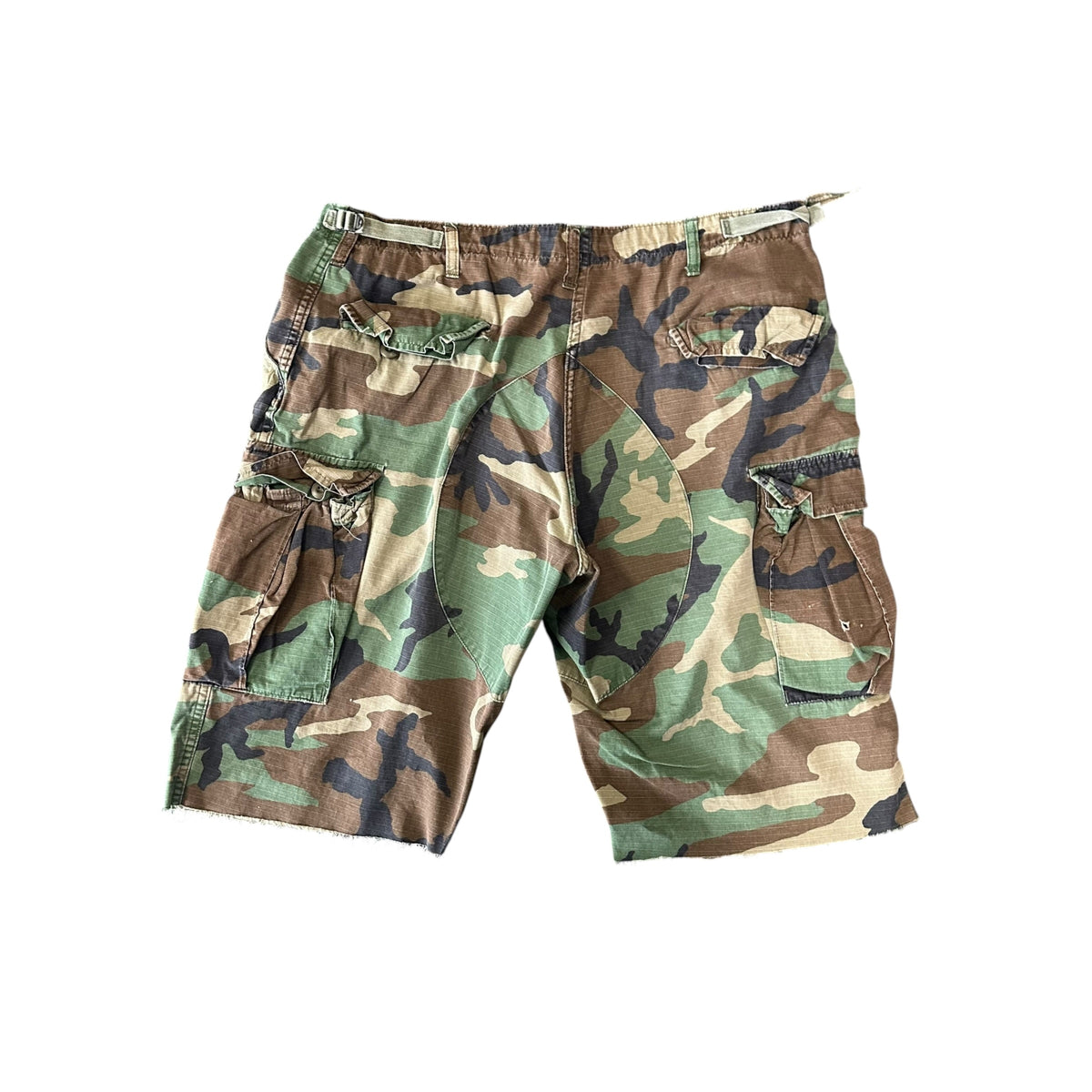 Vintage Camo Shorts (32-34)