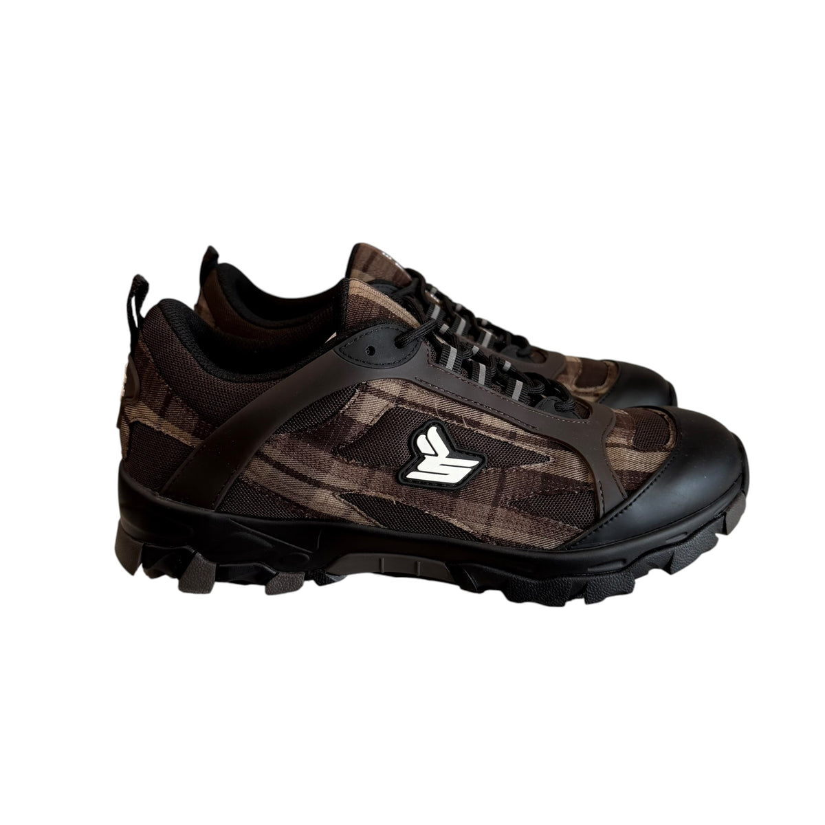 New EE x Sicko Hiking Sneaker “Black/Brown