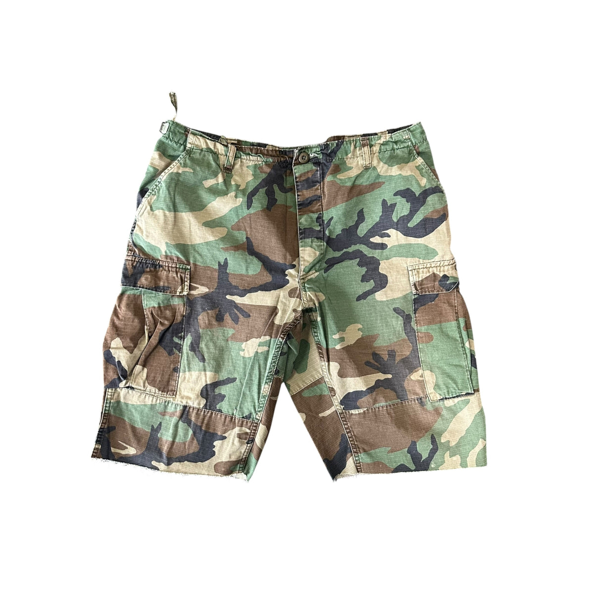 Vintage Camo Shorts (32-34)