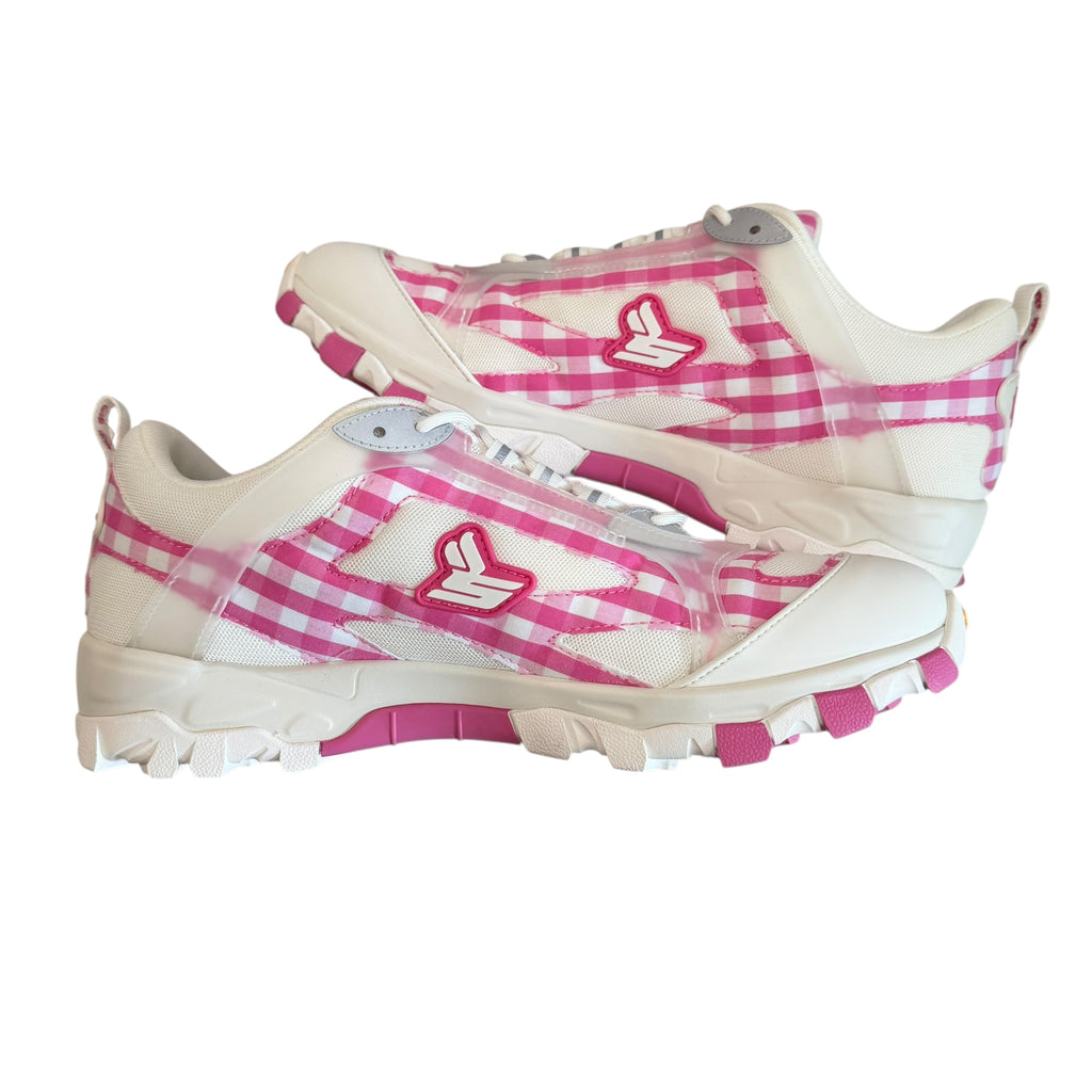 New EE x Sicko Hiking Sneaker “White/Pink”