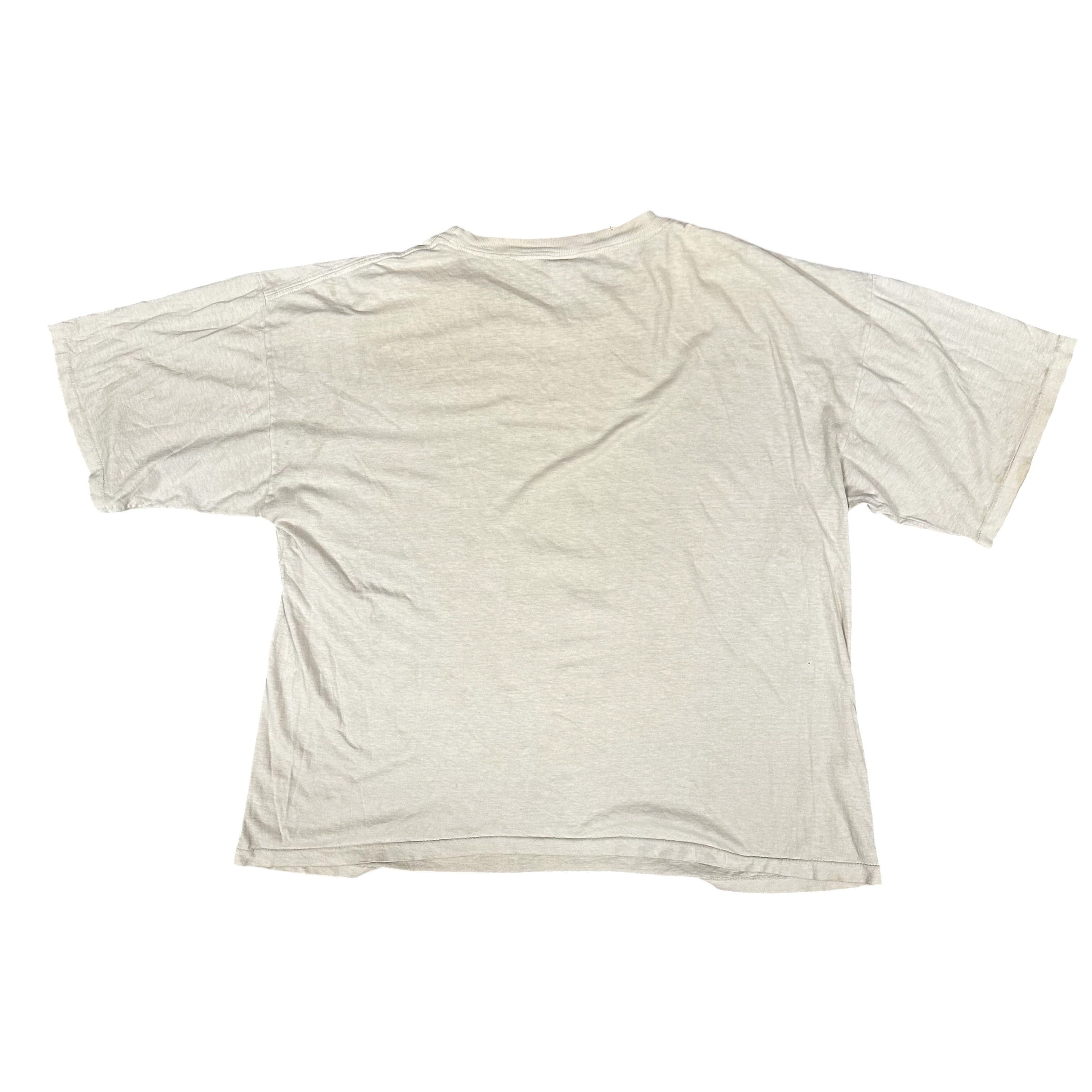 ‘93 Chicago Bulls “Three Peat” Tee