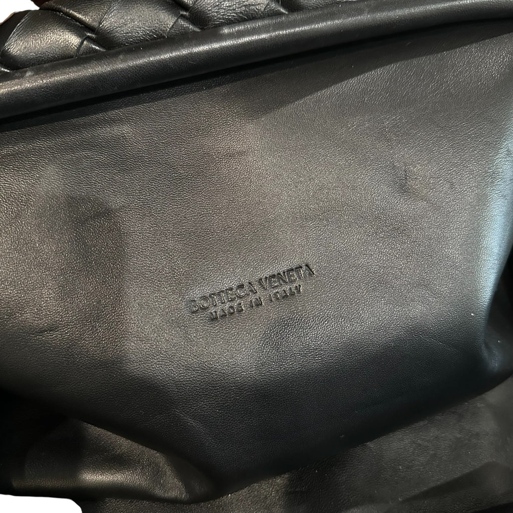 Bottega Veneta 1980 Handbag(22x14in)