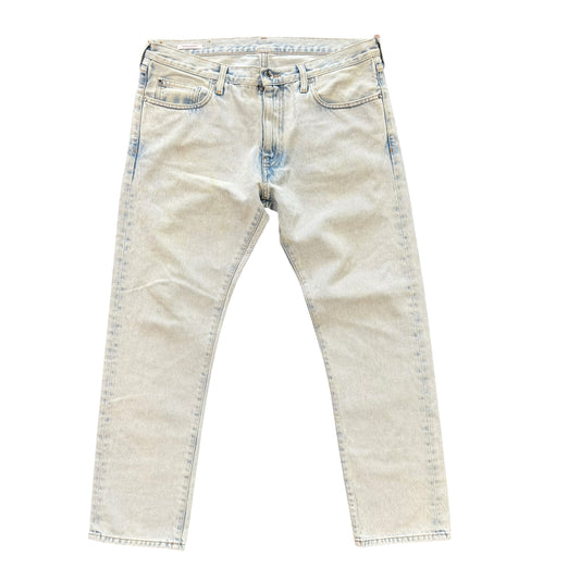 Off-White Light Wash Straight Leg Jeans