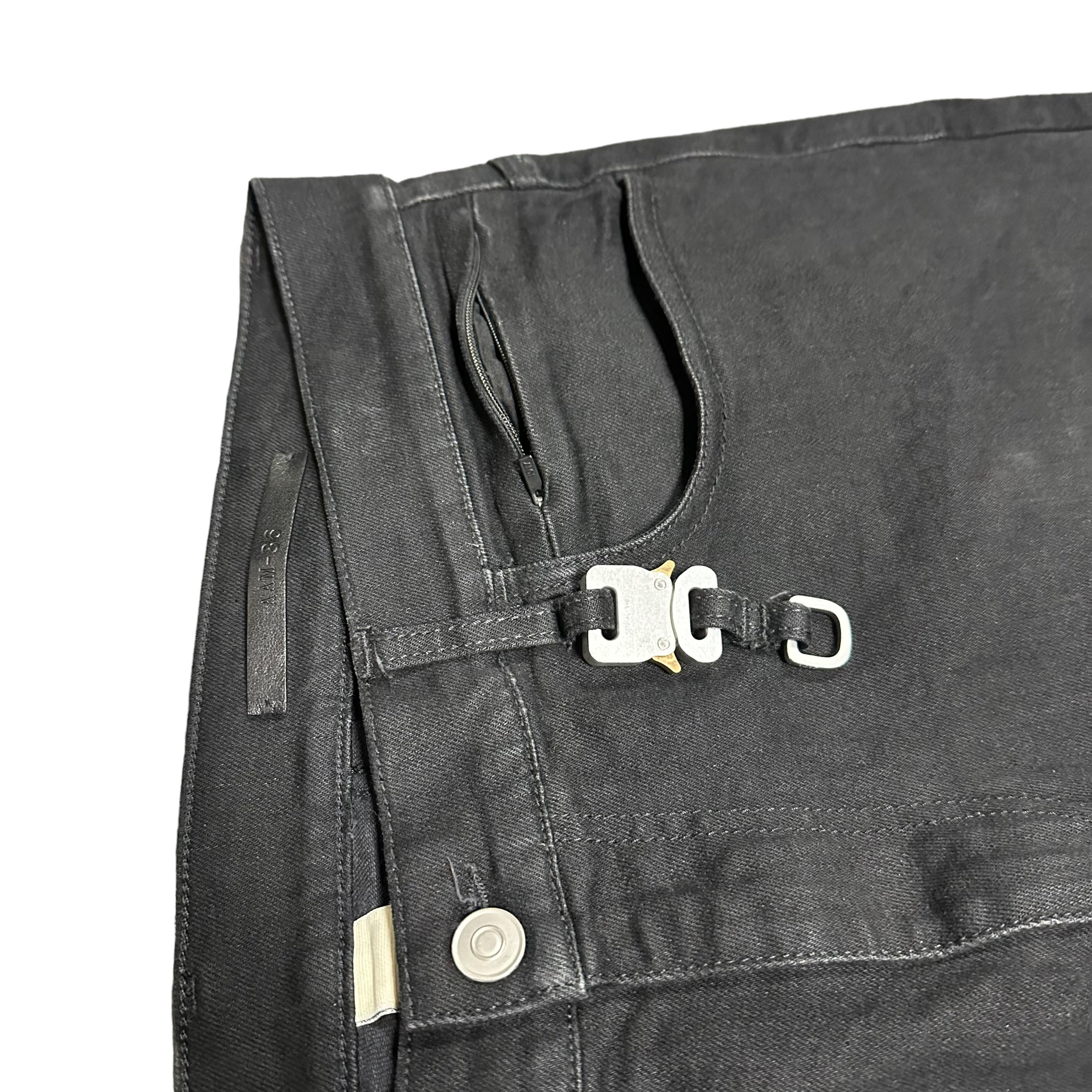 1017 Alyx 9SM Safety Clip Tag Jeans